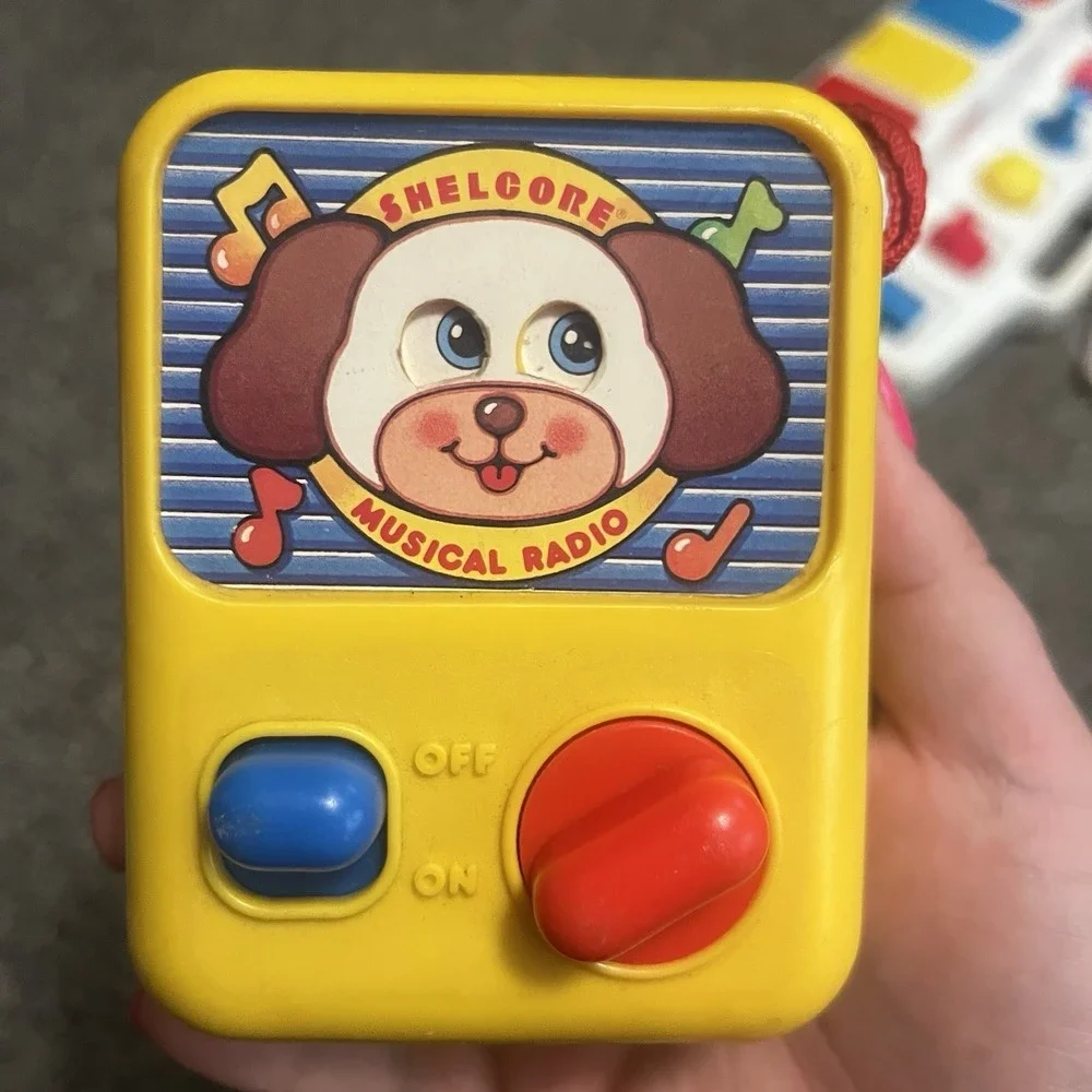 VINTAGE 1990 Shelcore Windup Musical Radio Toy for Baby Puppy Moving Eyes WORKS‎